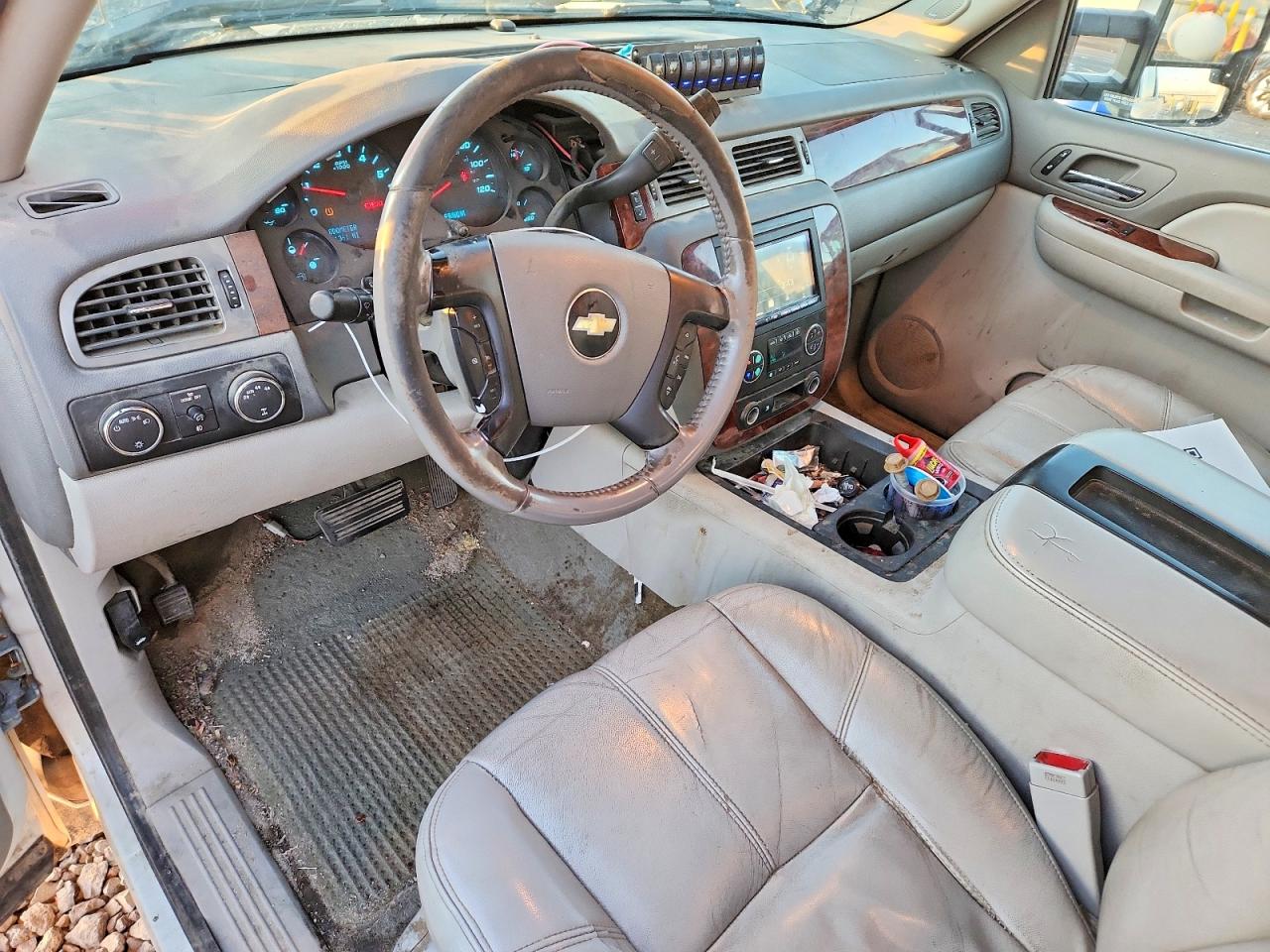 2009 CHEVROLET SILVERADO K1500 photo 8