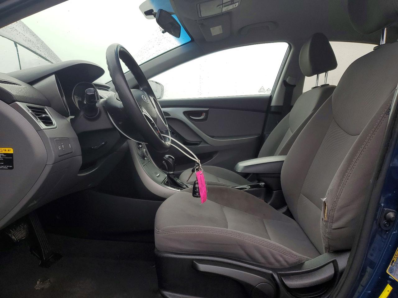 2016 HYUNDAI ELANTRA SE photo 13