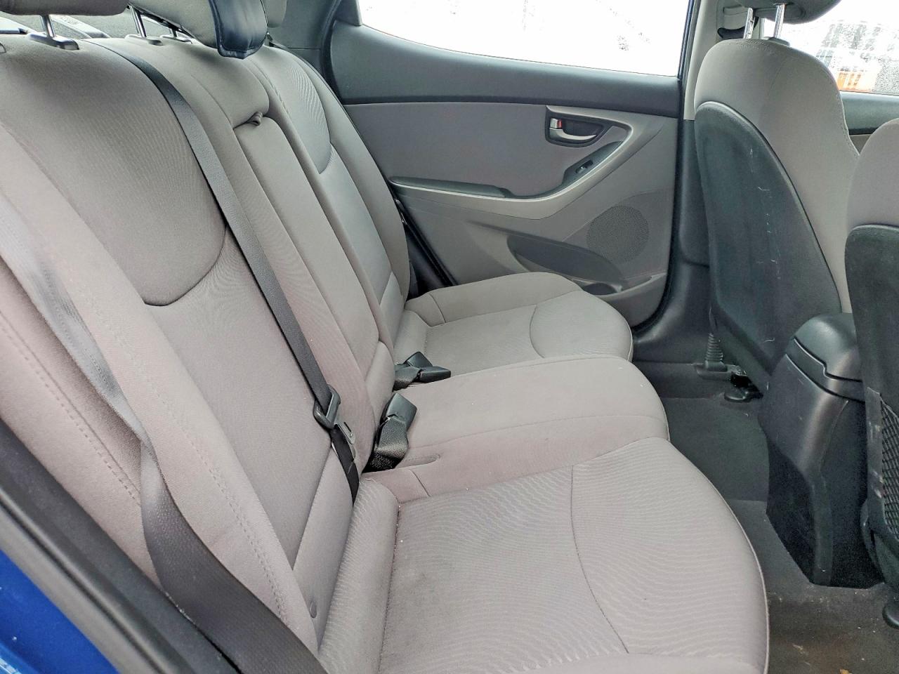 2016 HYUNDAI ELANTRA SE photo 19
