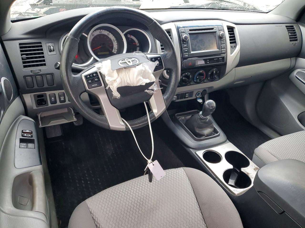2013 TOYOTA TACOMA BASE photo 15