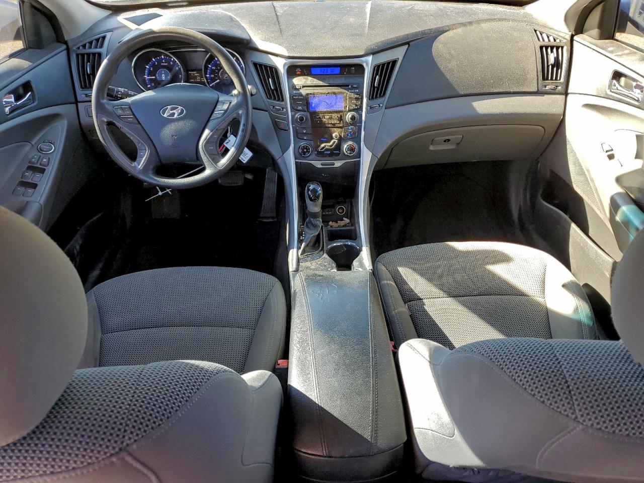 2013 HYUNDAI SONATA GLS photo 8