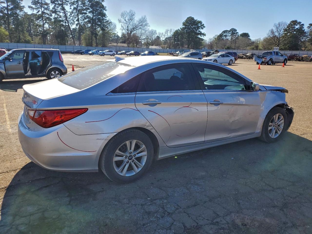 2013 HYUNDAI SONATA GLS photo 3