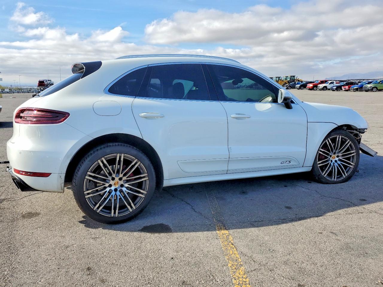 2018 PORSCHE MACAN GTS photo 3