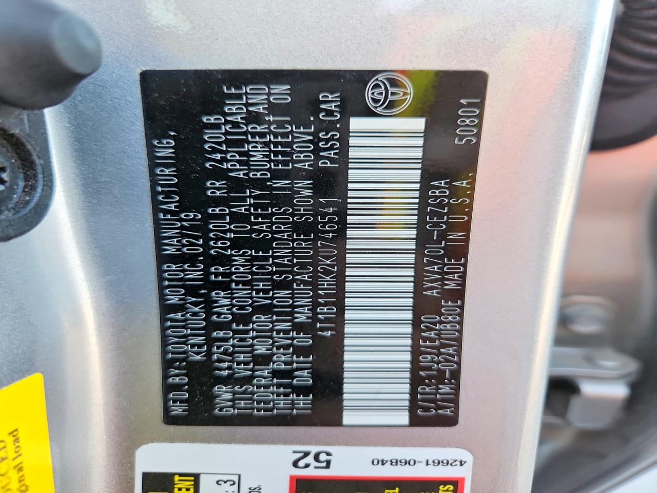 2019 TOYOTA CAMRY SE photo 13