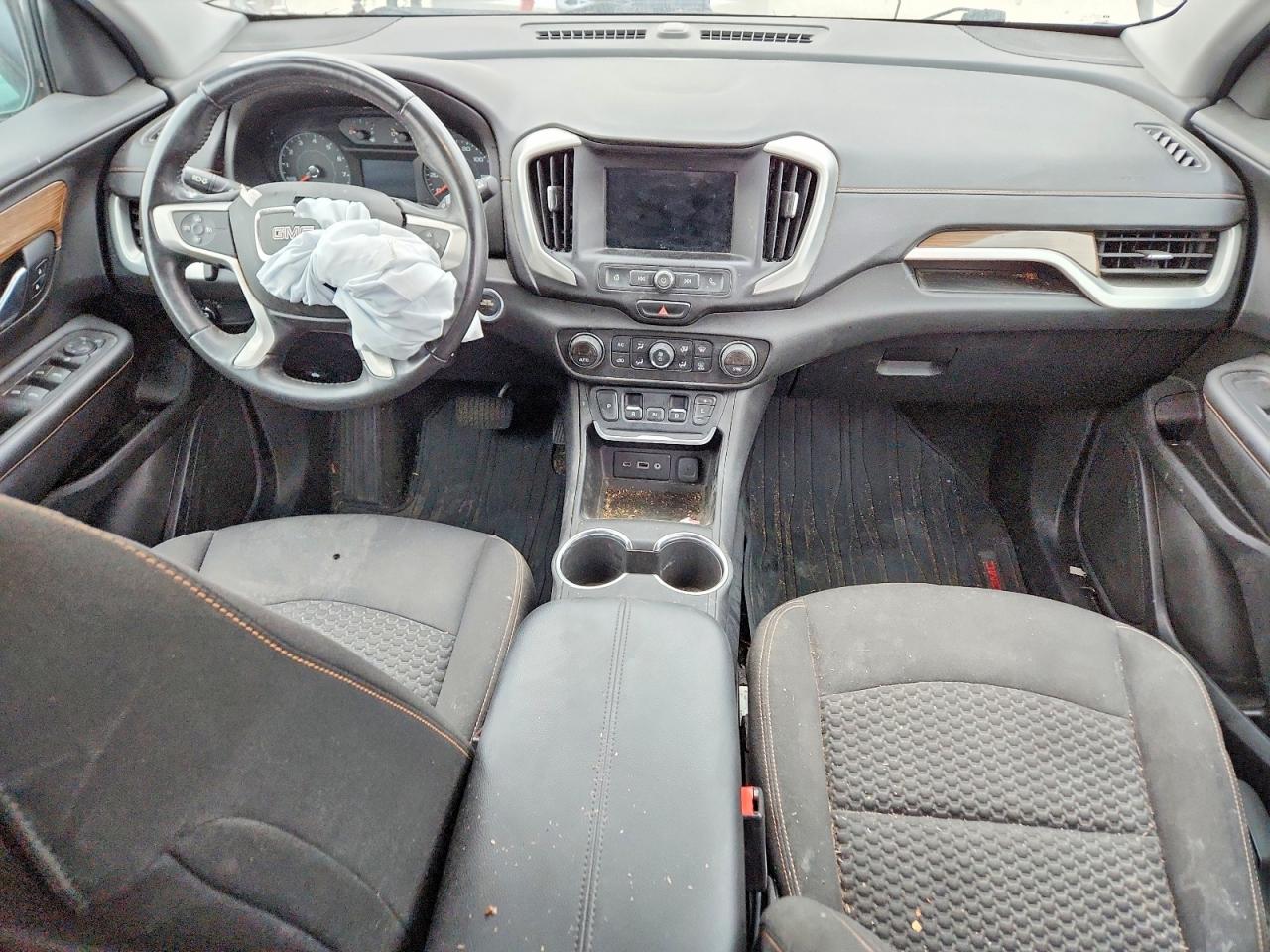 2018 GMC TERRAIN SLE photo 15