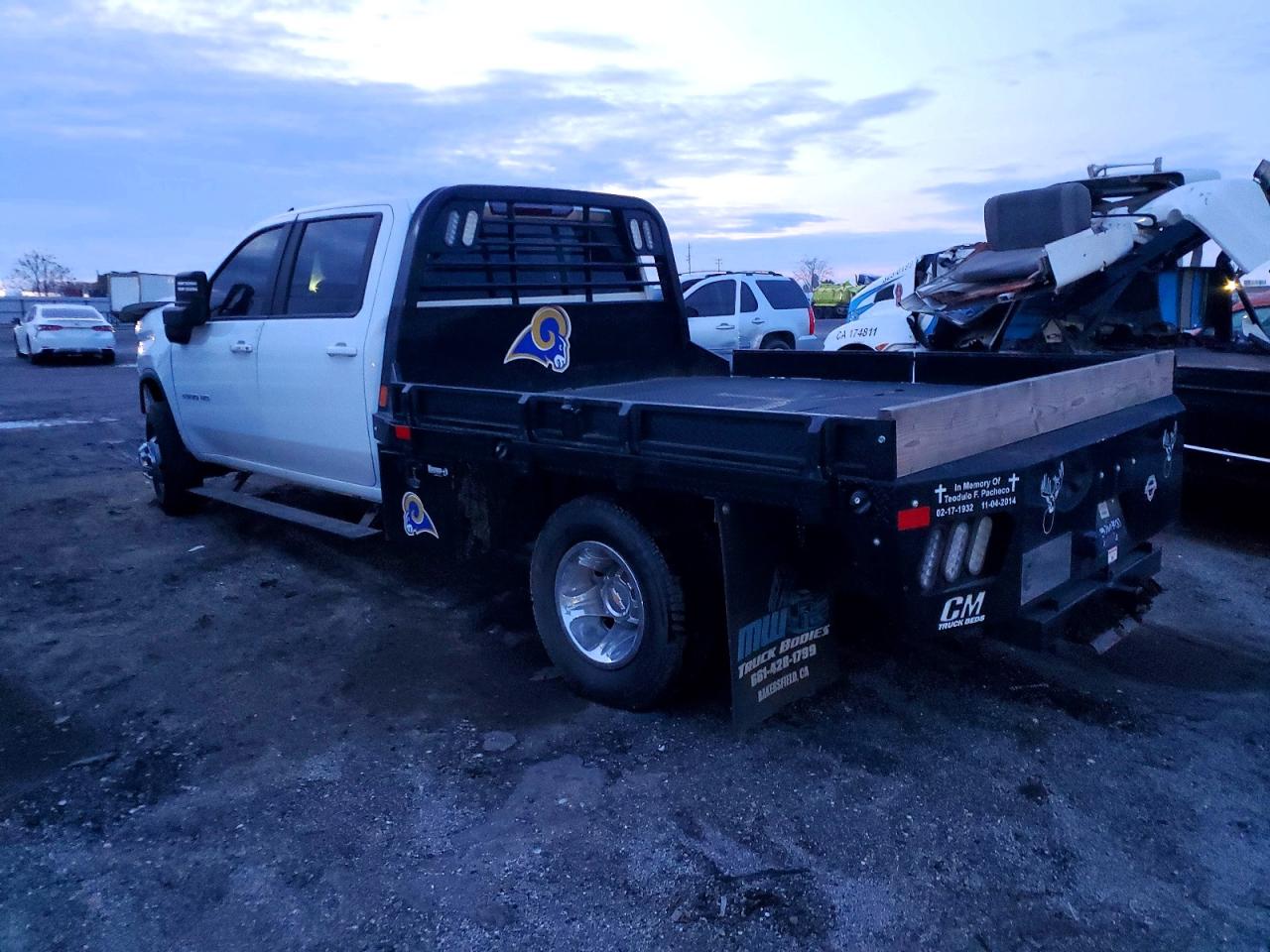 2024 CHEVROLET SILVERADO FLATBED TRUCK photo 5