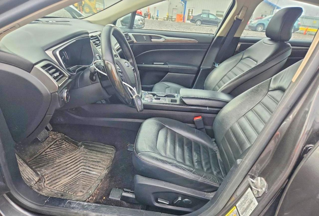 2017 FORD FUSION SE photo 7