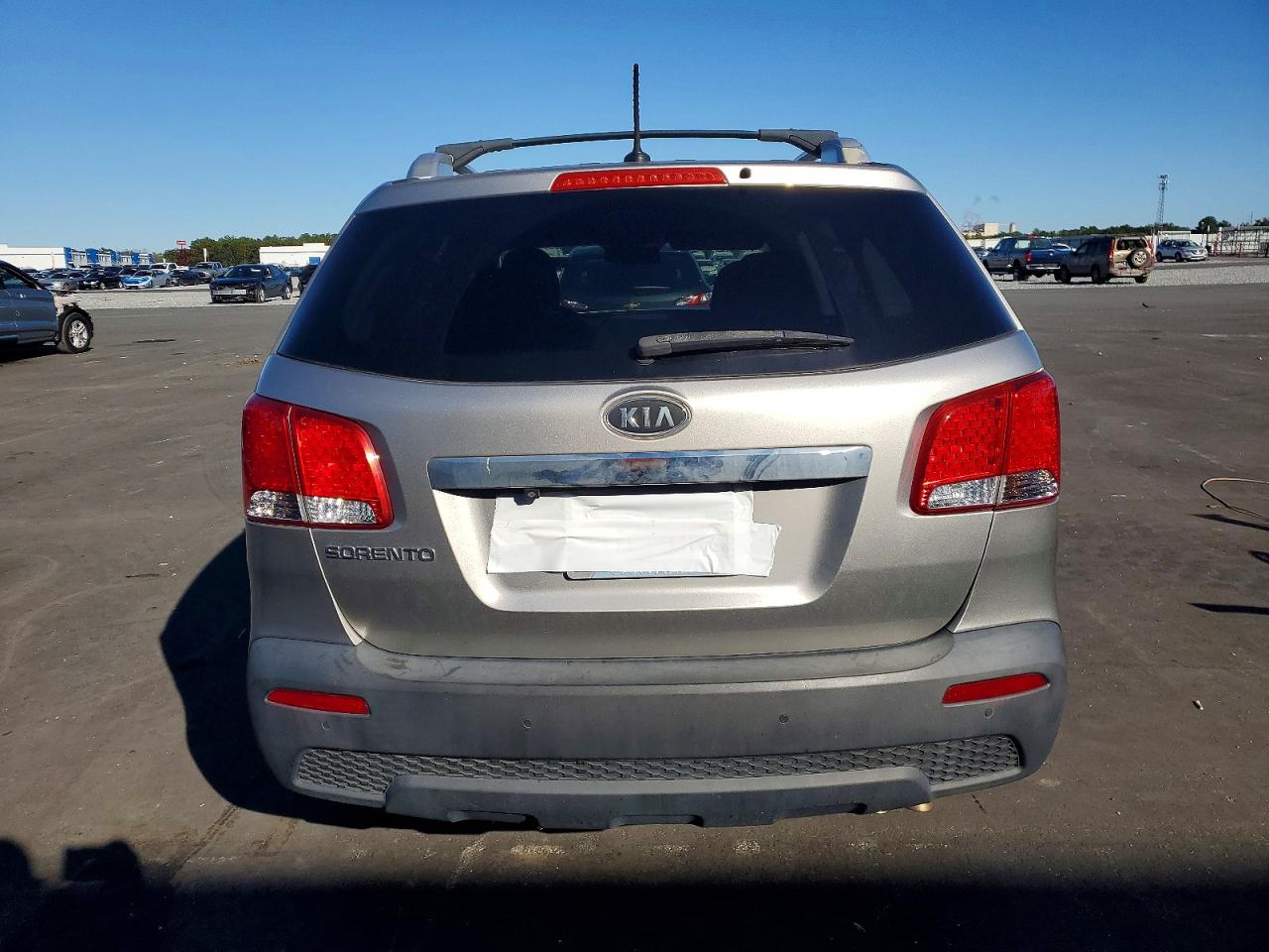 2013 KIA SORENTO LX photo 6
