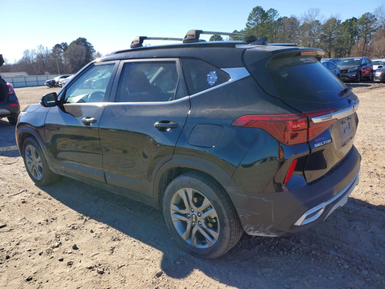 2021 KIA SELTOS S photo 3