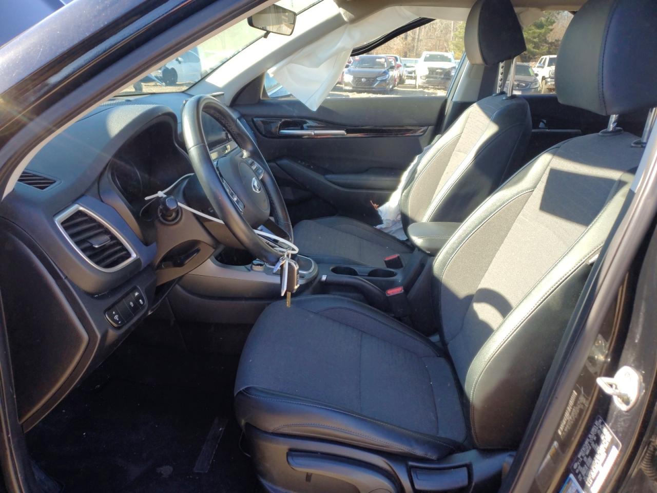2021 KIA SELTOS S photo 13