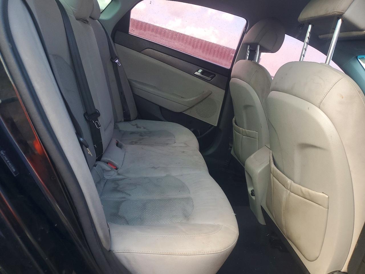 2015 HYUNDAI SONATA SE photo 10