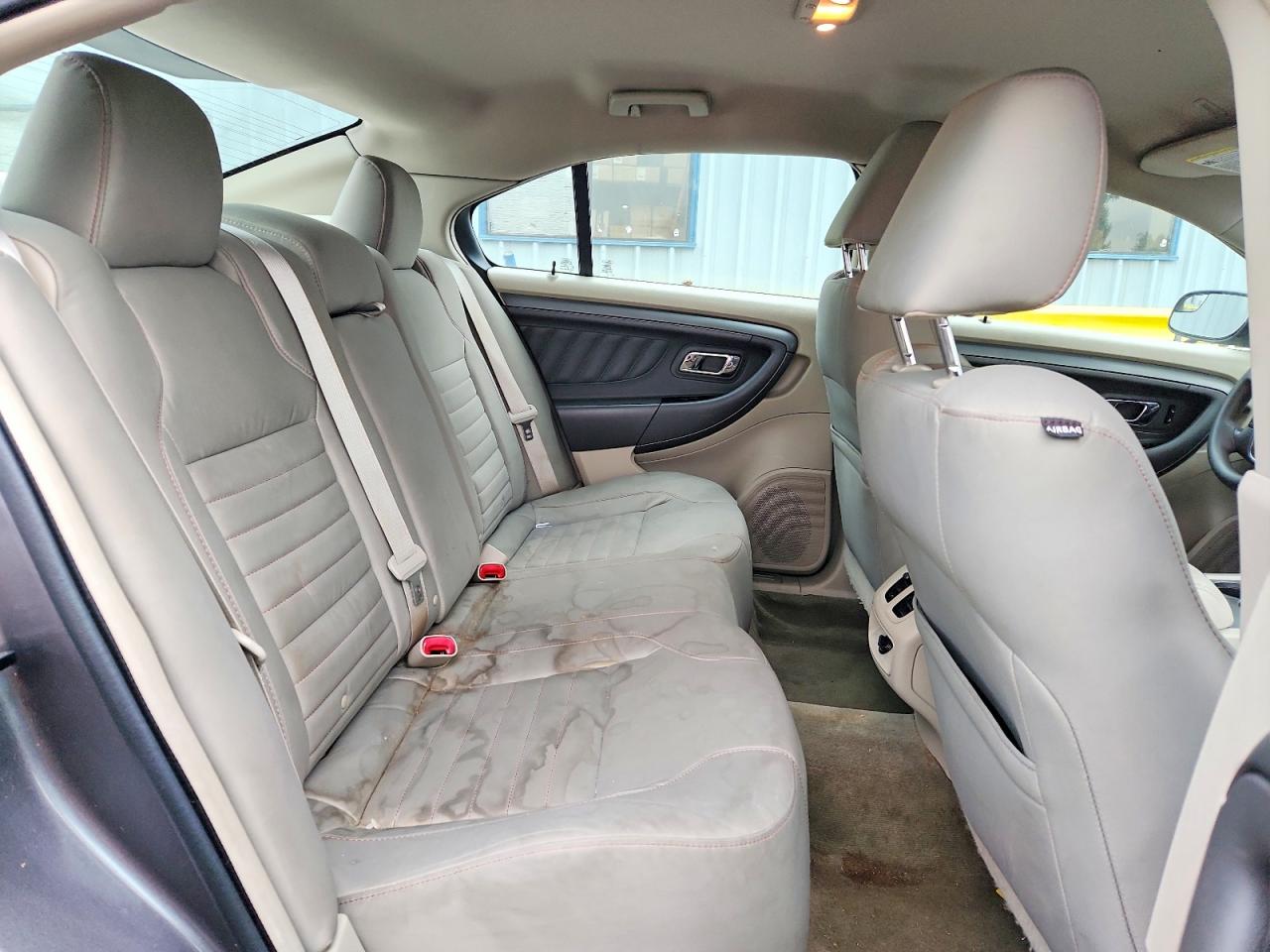 2012 FORD TAURUS SE photo 10