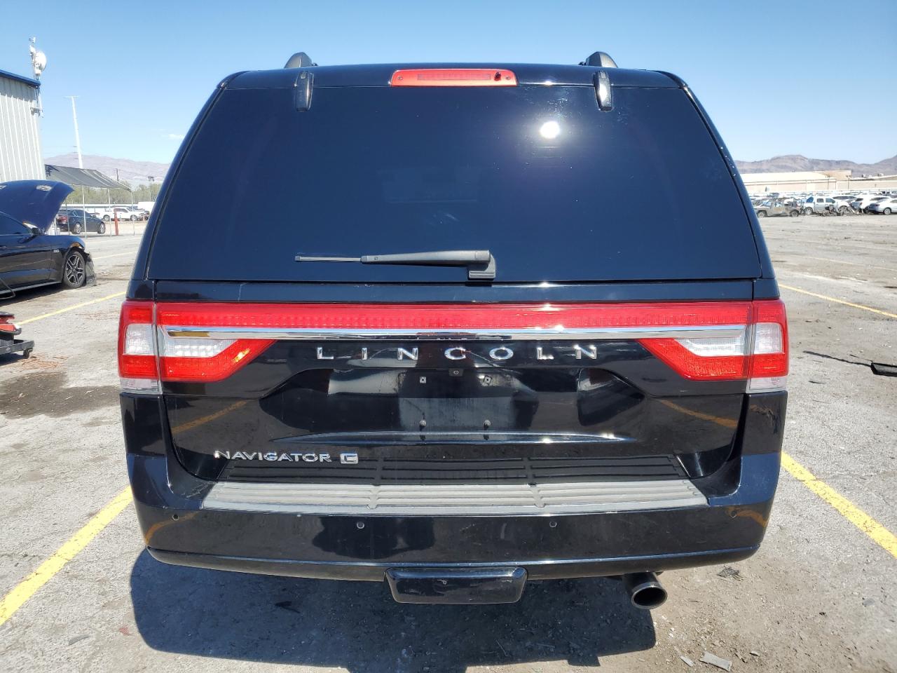 2017 LINCOLN NAVIGATOR L SELECT photo 6