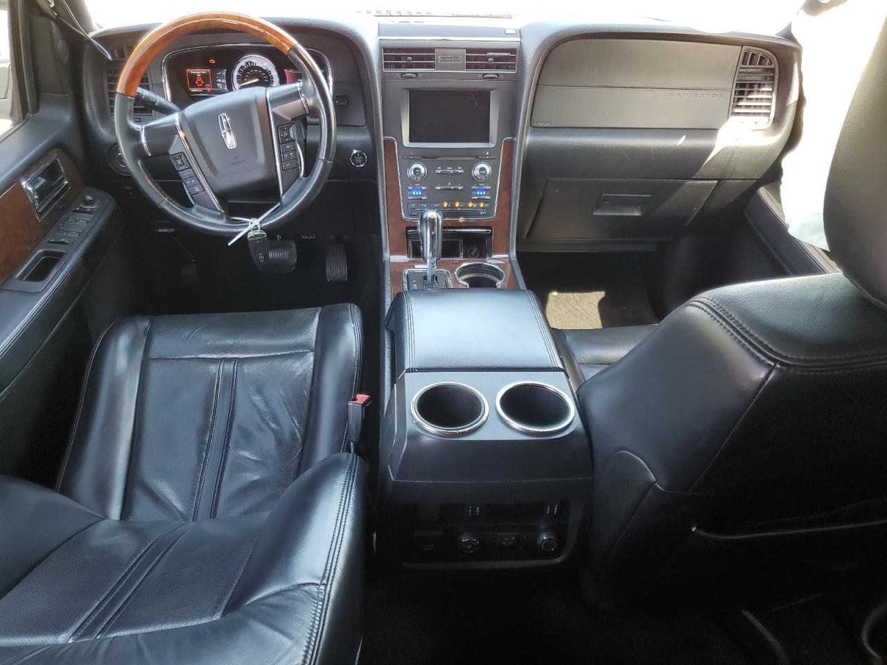 2017 LINCOLN NAVIGATOR L SELECT photo 8