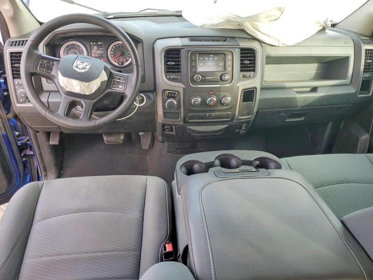 2017 RAM 1500 ST photo 8