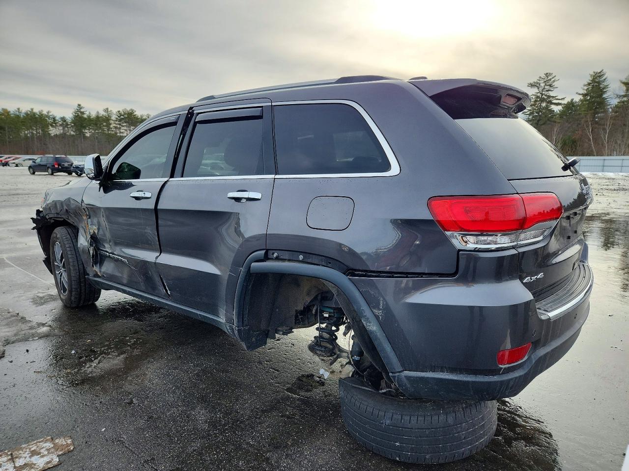 2018 JEEP GRAND CHEROKEE LIMITED photo 3