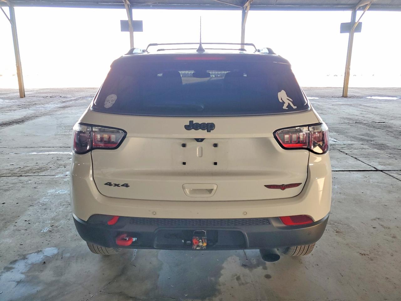 2022 JEEP COMPASS TRAILHAWK photo 6