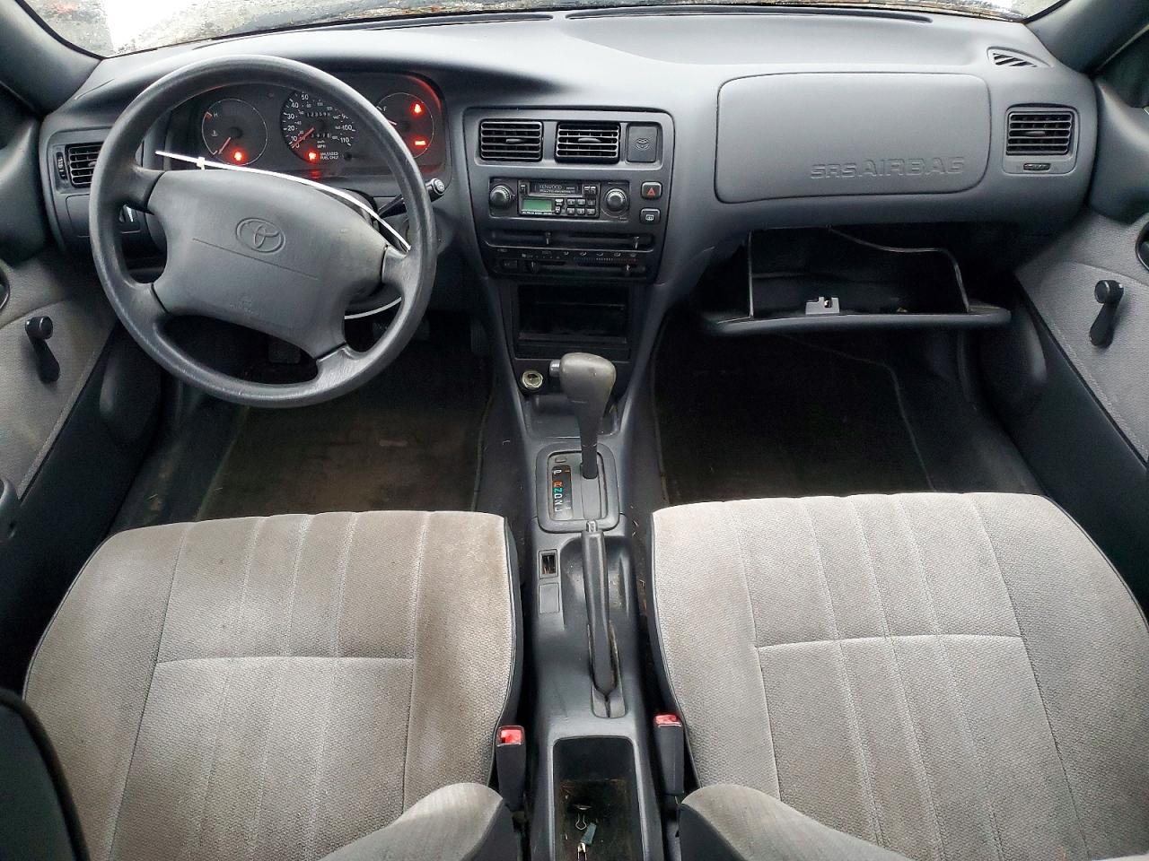 1996 TOYOTA COROLLA photo 8