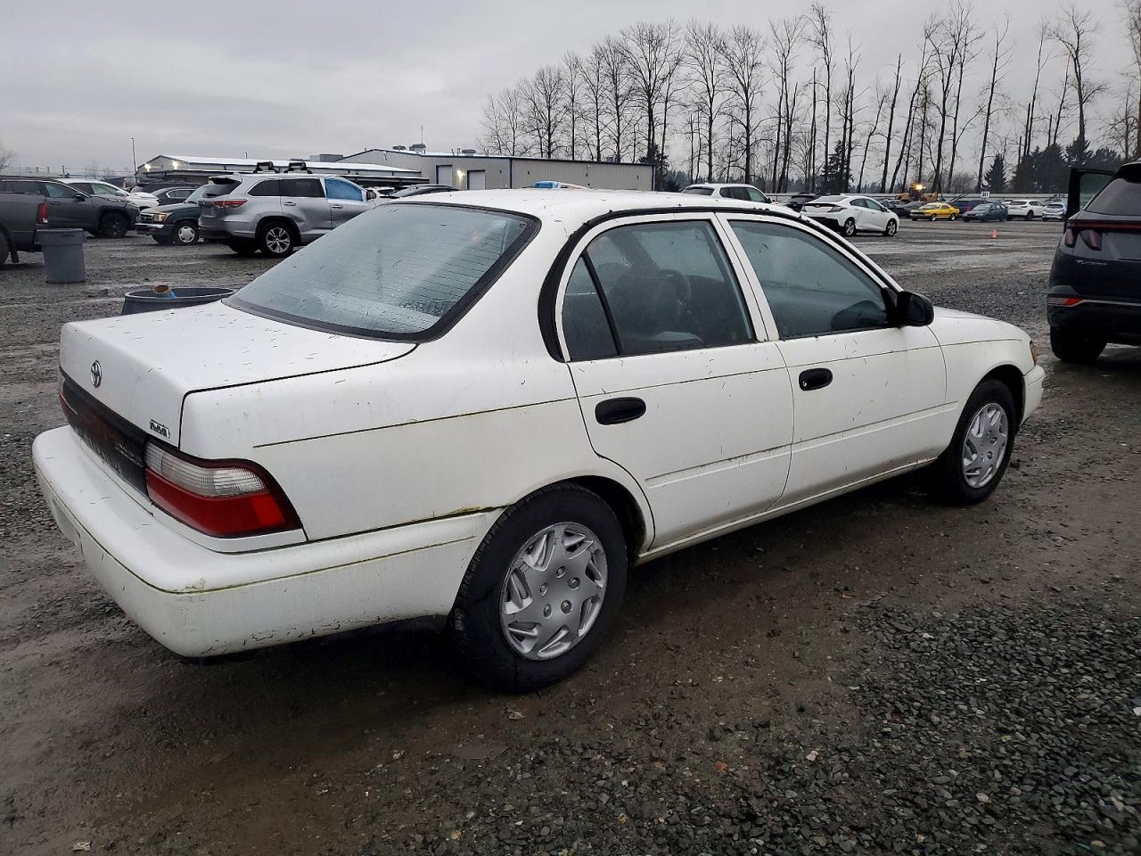 1996 TOYOTA COROLLA photo 3