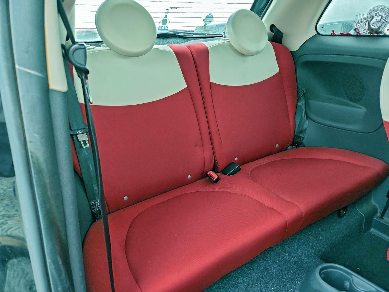 2012 FIAT 500 POP photo 10