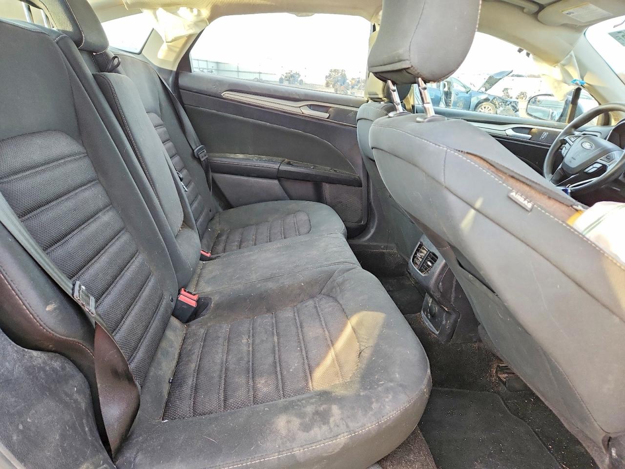 2017 FORD FUSION SE photo 10