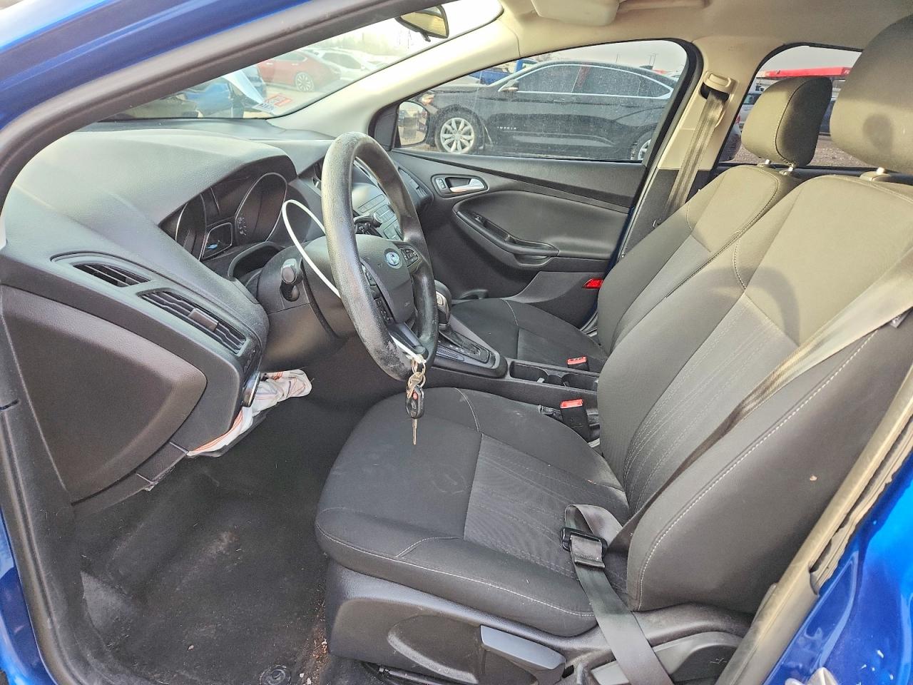 2018 FORD FOCUS SE photo 7
