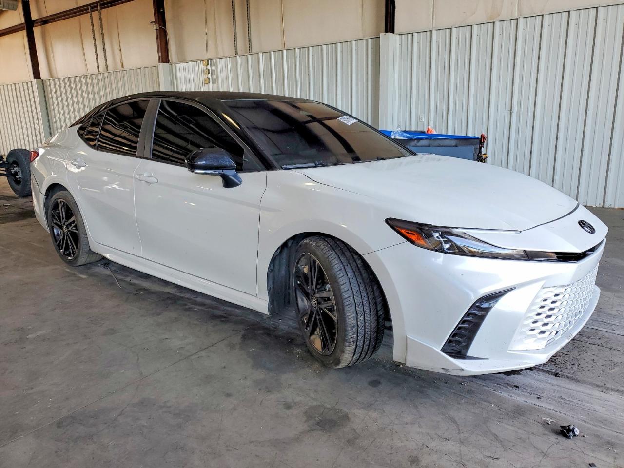 2025 TOYOTA CAMRY XSE photo 7