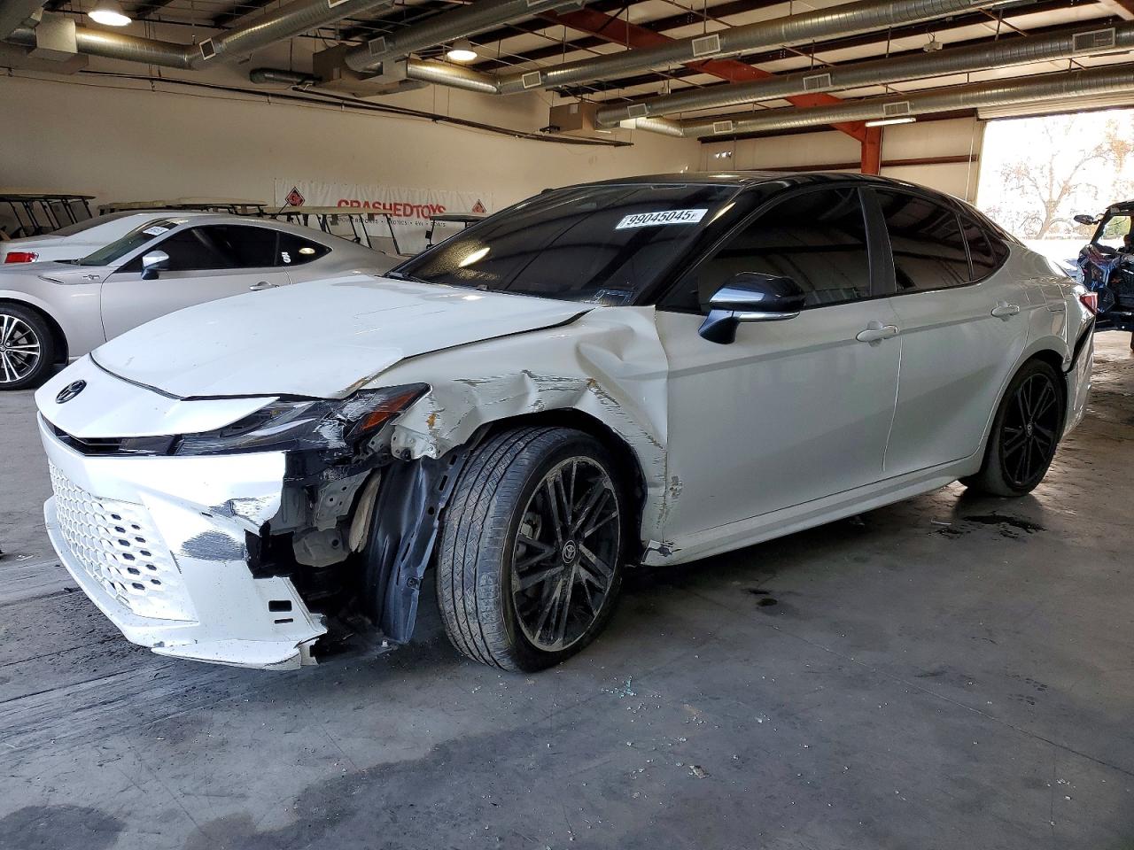 2025 TOYOTA CAMRY