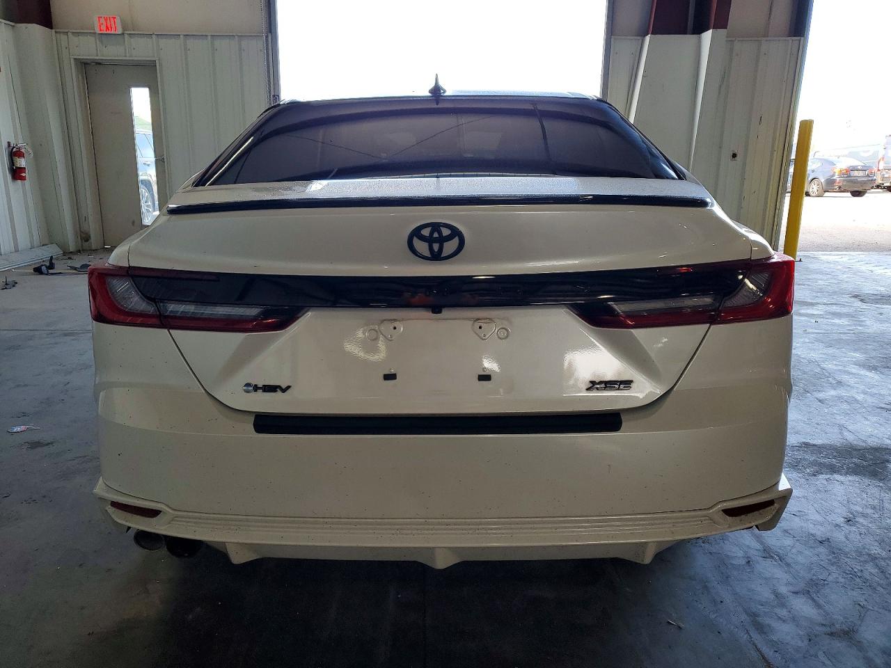 2025 TOYOTA CAMRY XSE photo 11