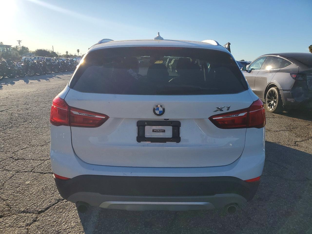 2016 BMW X1 XDRIVE28I photo 11