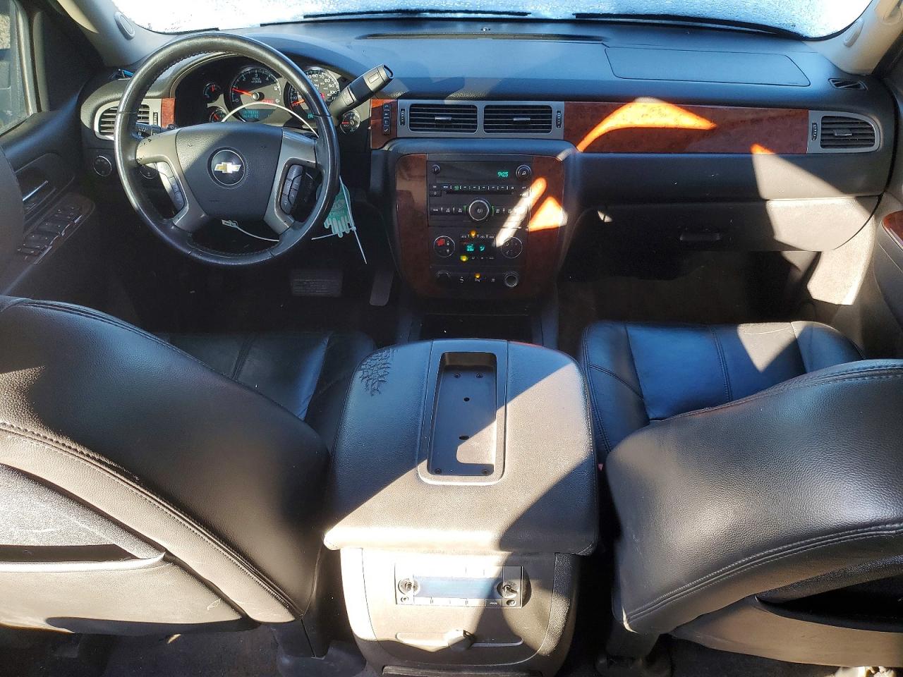 2011 CHEVROLET TAHOE K1500 LT photo 8