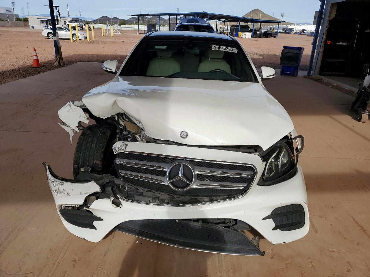 2017 MERCEDES-BENZ E 300 4MATIC photo 5
