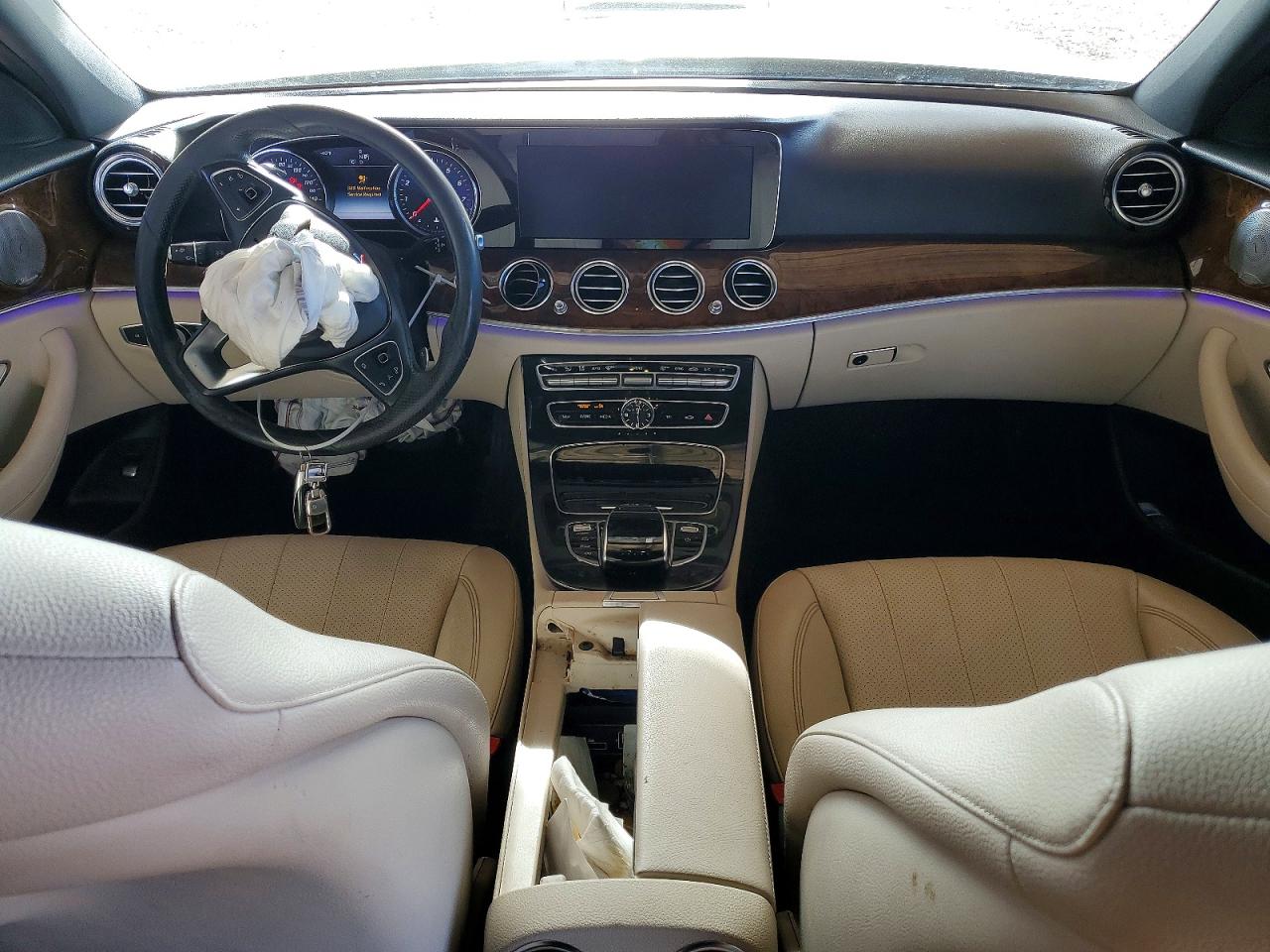 2017 MERCEDES-BENZ E 300 4MATIC photo 8