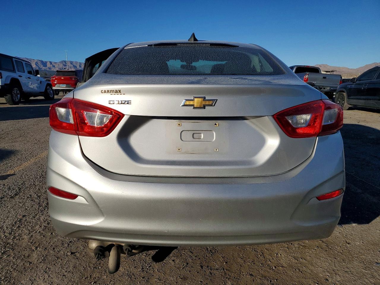 2017 CHEVROLET CRUZE LS photo 6