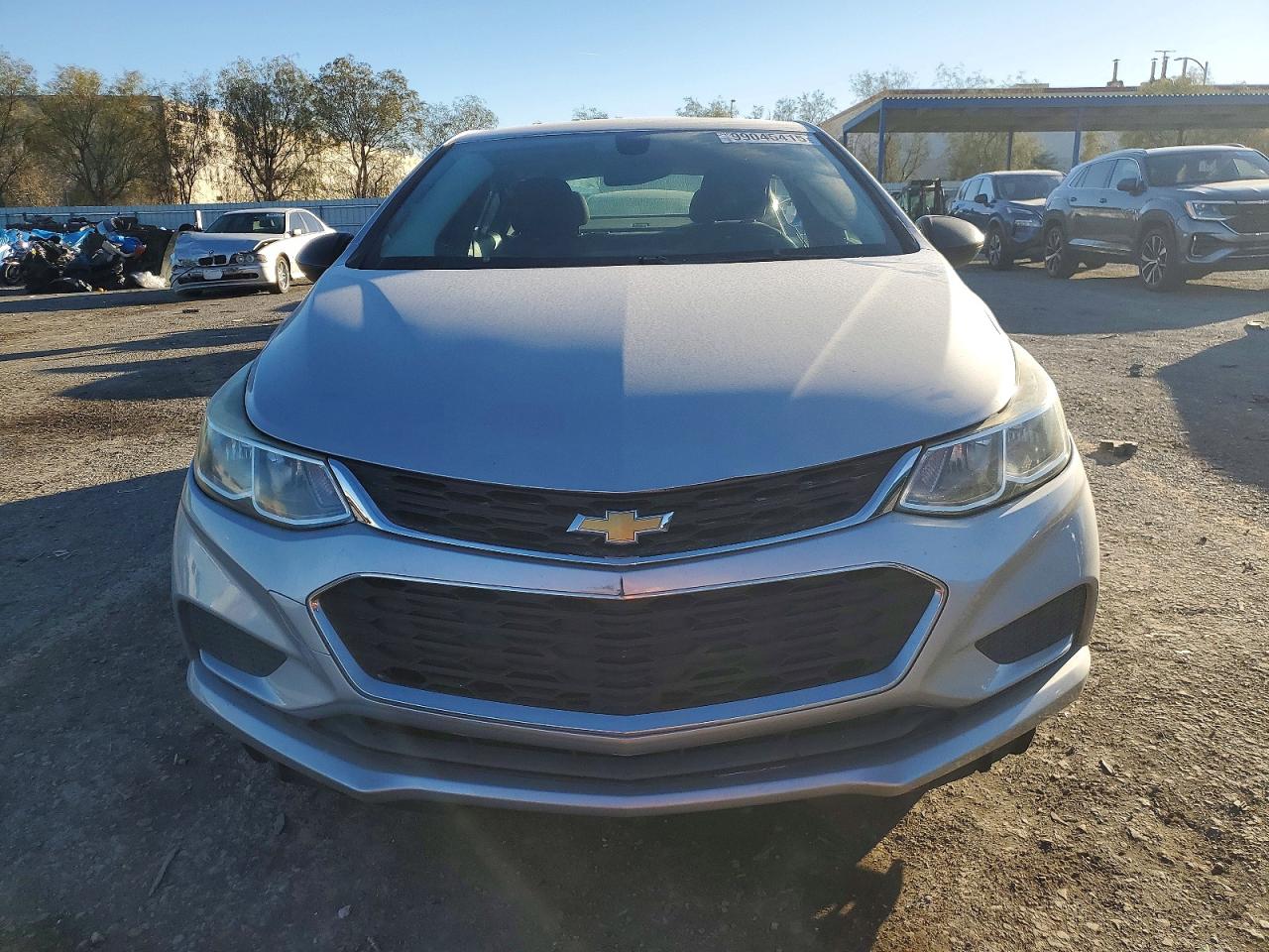 2017 CHEVROLET CRUZE LS photo 5