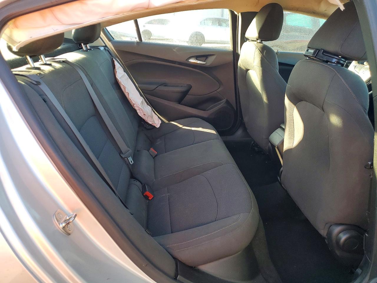 2017 CHEVROLET CRUZE LS photo 10