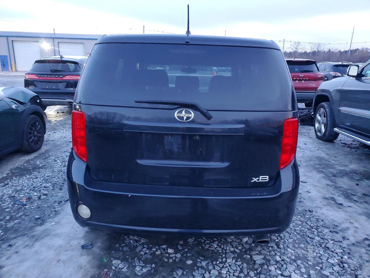 2009 TOYOTA SCION XB photo 6