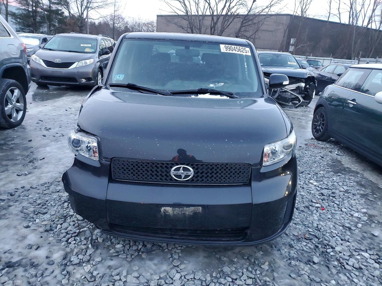 2009 TOYOTA SCION XB photo 5