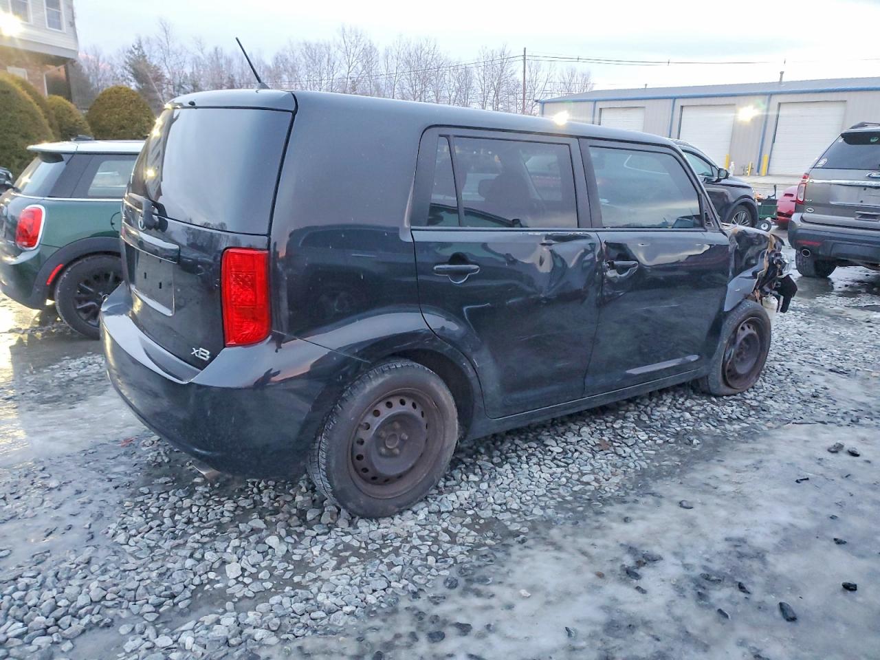2009 TOYOTA SCION XB photo 3