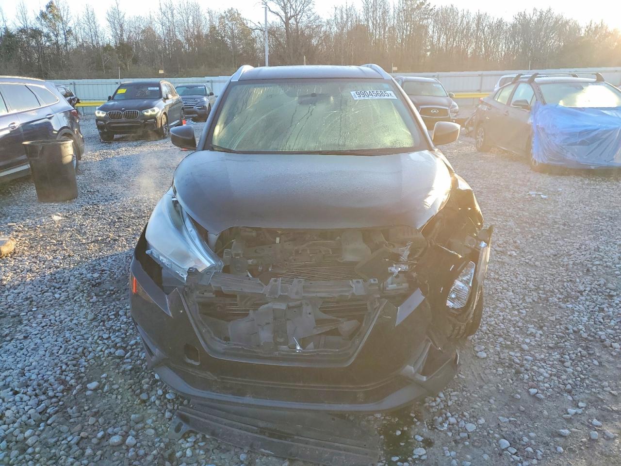 2019 NISSAN KICKS S photo 5