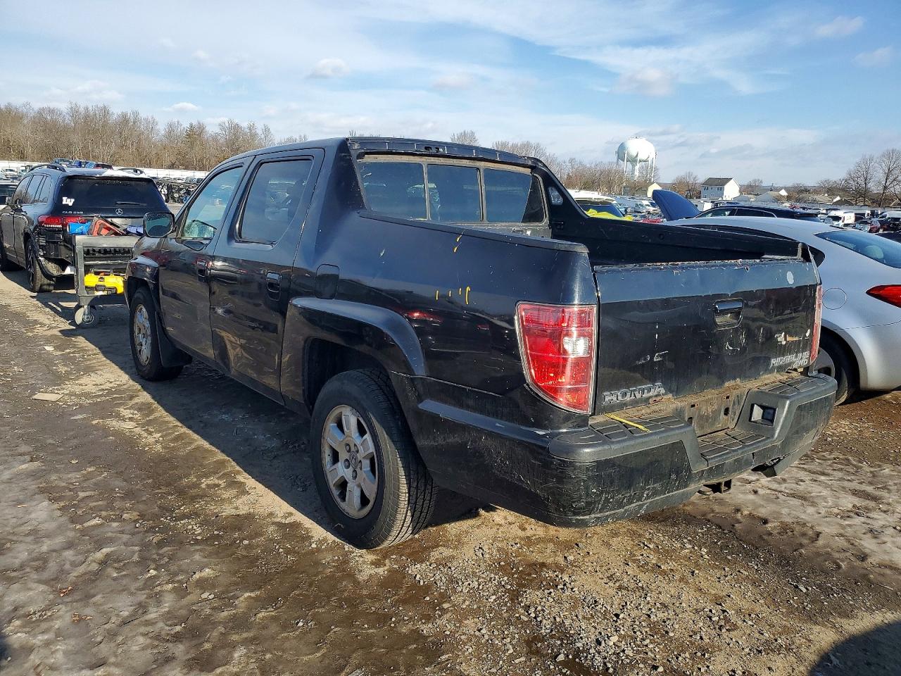 2010 HONDA RIDGELINE RTS photo 2