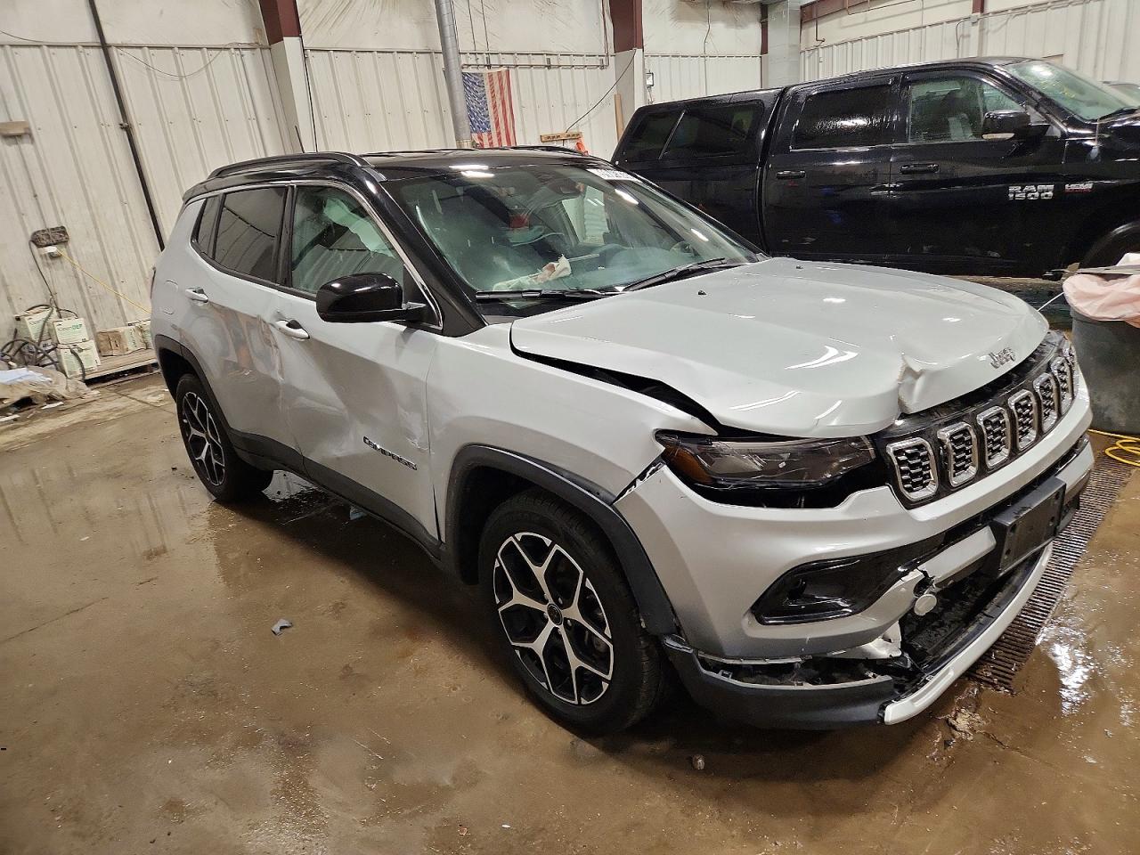 2025 JEEP COMPASS LIMITED photo 4
