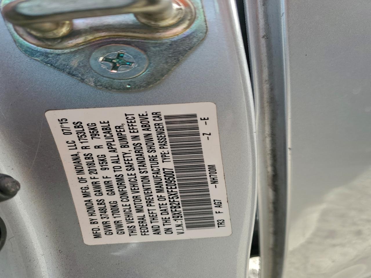 2015 HONDA CIVIC LX photo 12