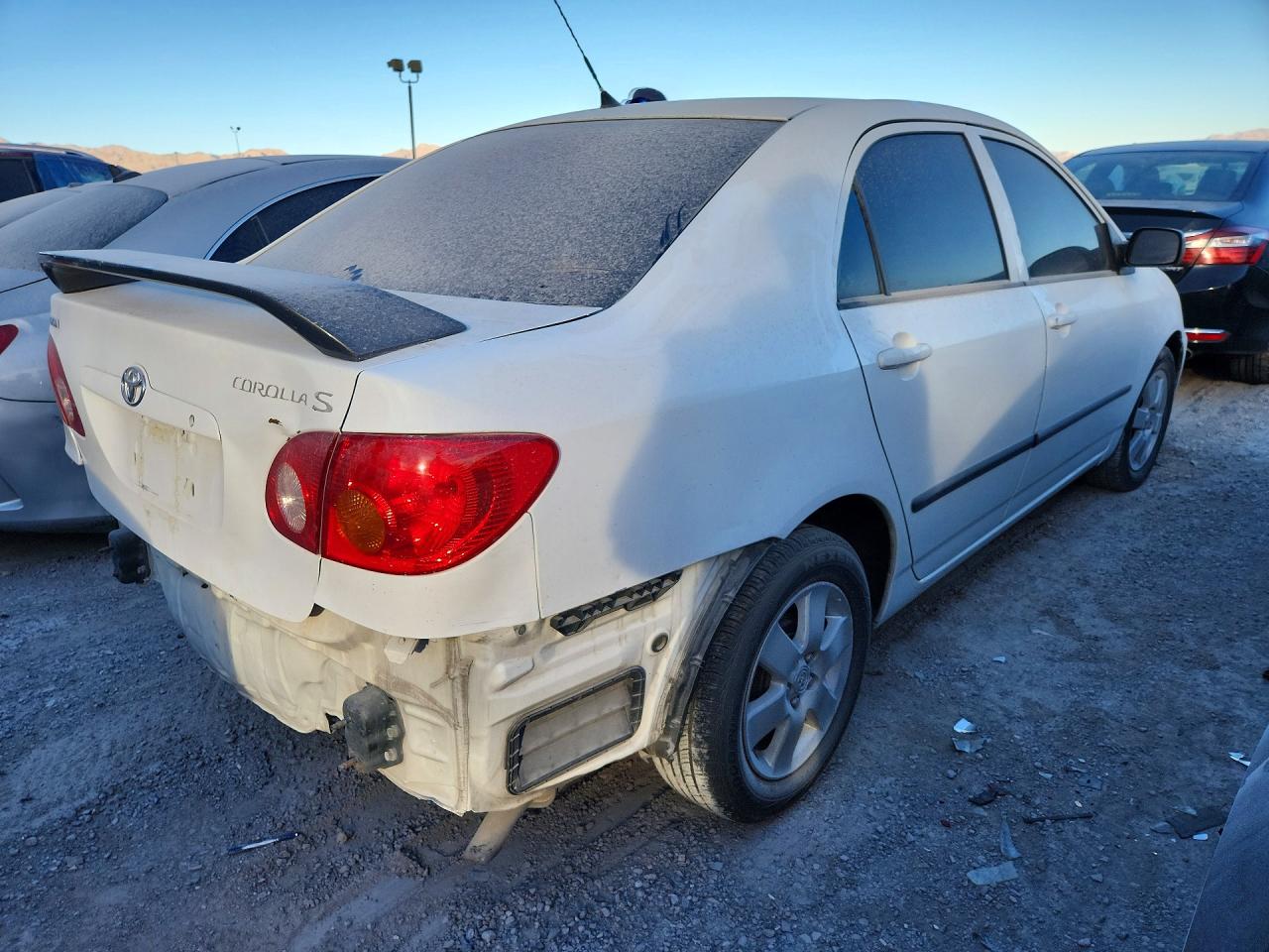 2003 TOYOTA COROLLA CE photo 3
