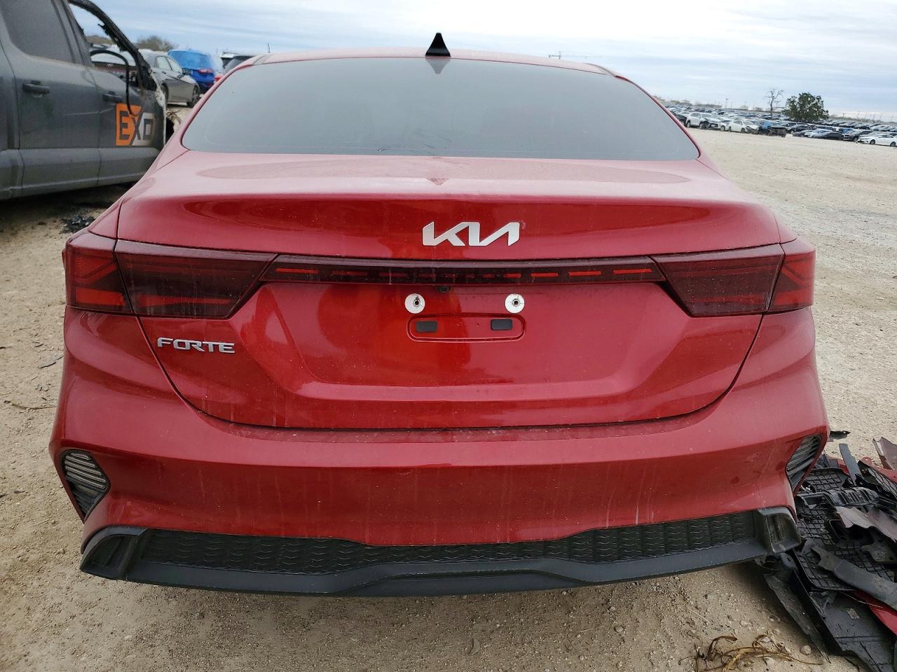 2024 KIA FORTE LX photo 11