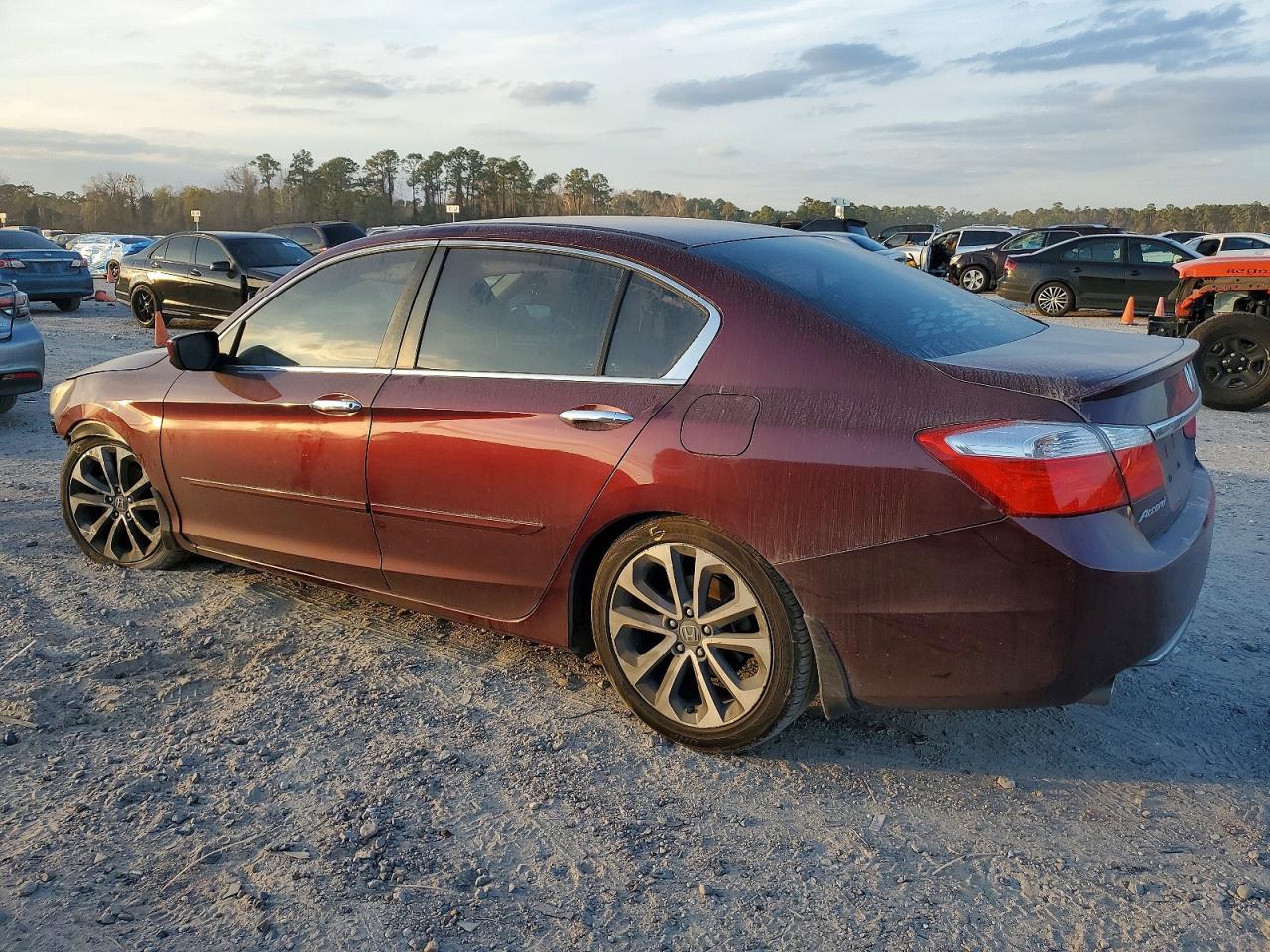 2015 HONDA ACCORD SPORT photo 2