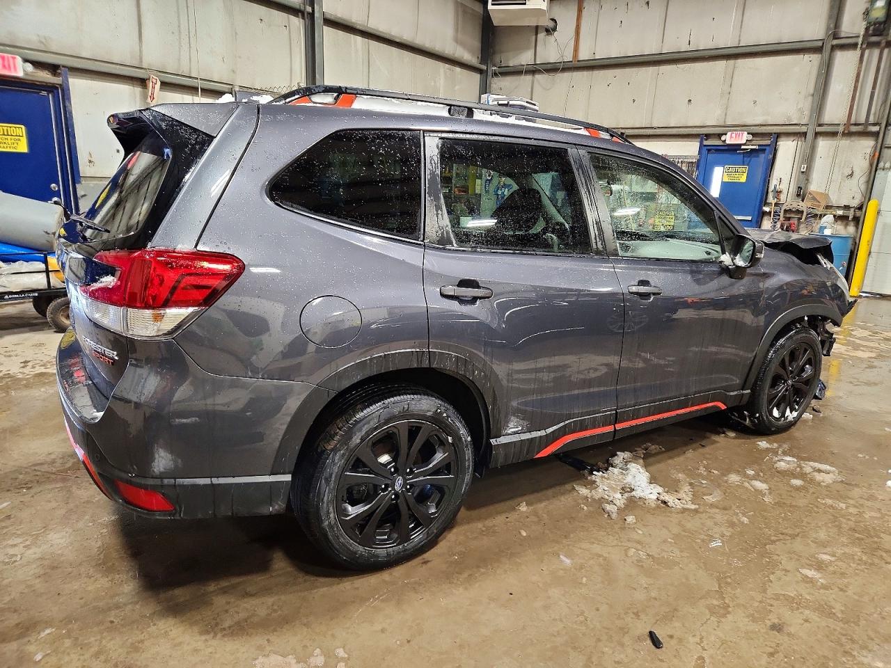 2021 SUBARU FORESTER SPORT photo 3