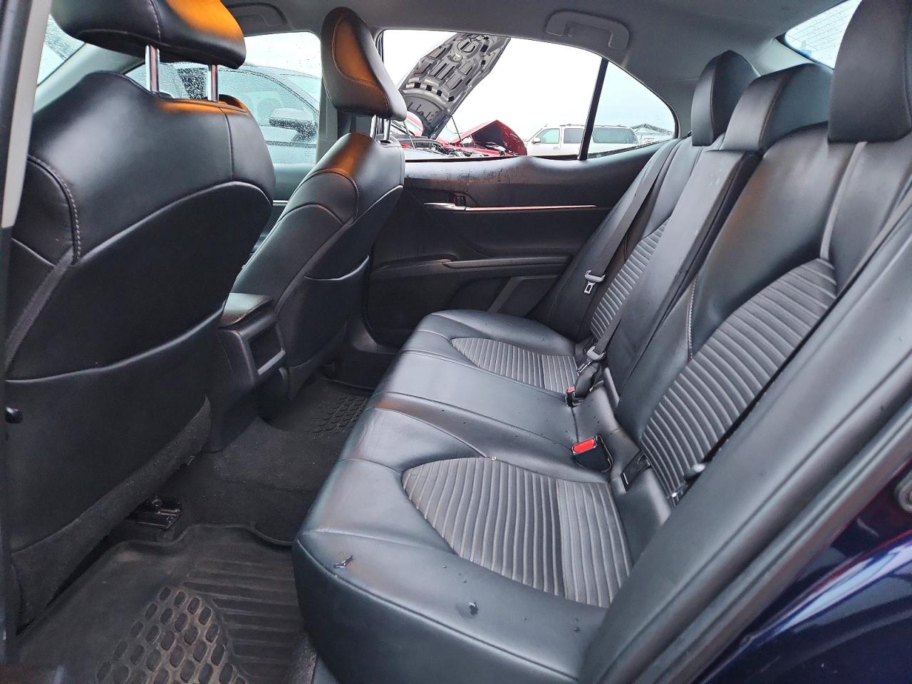2021 TOYOTA CAMRY SE photo 10