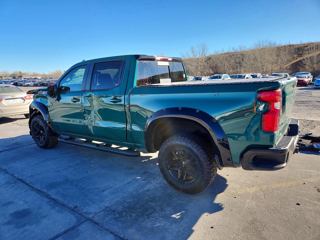 2021 CHEVROLET SILVERADO K1500 LT TRAIL BOSS photo 2