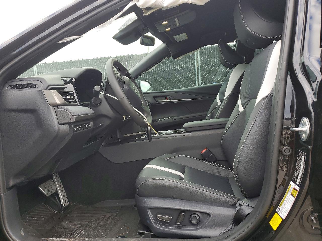 2026 TOYOTA CAMRY XSE photo 13